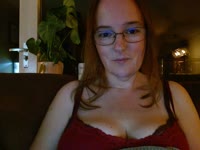 Hey, tja wat moet je hier neerzetten haha. Ik ben Sabina 43 jaar en ben op zoek naar wat plezier, spanning en avontuur.  Dit kan je zo breed zien als je zelf wil haha. Ik hoop iemand te leren kennen die gezellig spontaan en ondeugend kan zijn. Zie je jezelf hierin of heb je gewoon zin in (ont-) spanning zonder verplichtingen dan weet je me te vinden ;)   Liefs Sabina     (Vaak online tussen 19.30-23 uur)