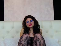 I`m a sweet and curious girl. I love adrenaline and trying new things, sensations, and experiences (you know what I mean). I love good conversations, company, and maybe you could end up filling me up and getting wet in the end...