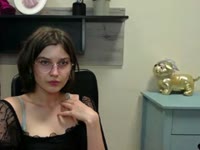 Hey! Hey! Sarah is here!I