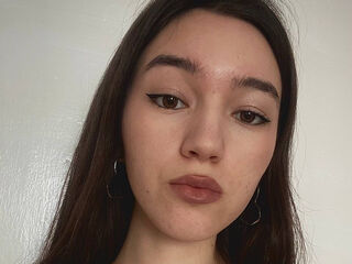 girl topless DayleShibuya