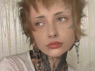 hot webcam slut JulianeVerdier