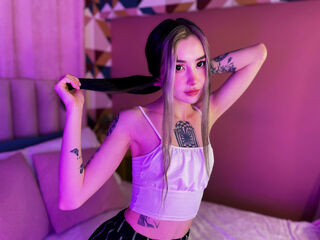 camgirl masturbating with dildo NesollaMaison