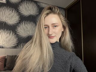 anal sex live cam SashaLune