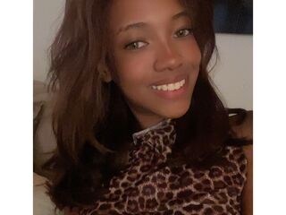 live porn web cam KiaraJhonsont