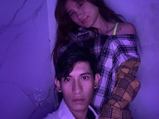 adult webcam chatroom AnnyaAndRick