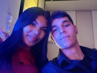 couple cam sex LadyAndLogan