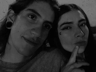 free live chart room RavenAndLogan