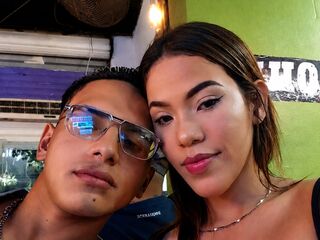 hot videochat couple SophiaAndEthan
