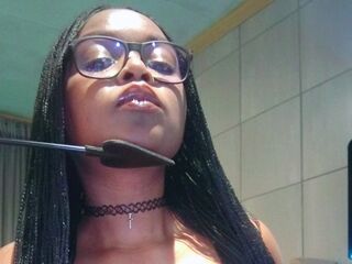 girl spanking live web cam MissKarolina