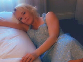 beautiful girl webcam AbbeyLynne