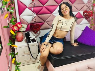 camgirl masturbating with vibrator AdarhaToms