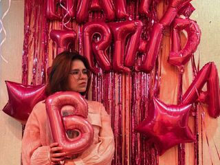 camgirl webcam AdinaBoas