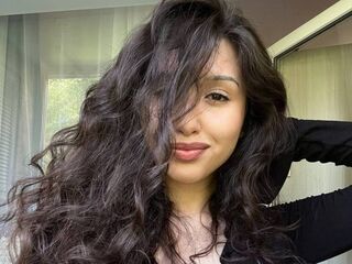 topless cam girl AliceFouraker