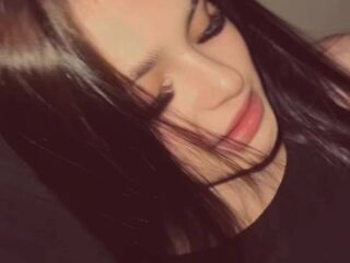 naked webcamgirl AmberlyMankoski