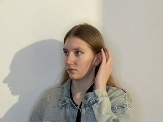 hot sex cam AmiEllert