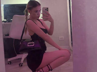 camgirl showing tits AngelesBelfiore