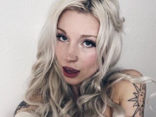 camslut showing pussy AnnieAngel