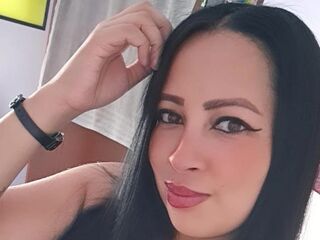 webcam girl chatroom AshleyMontenegro