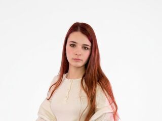 beautiful cam girl AsiaRavenelle