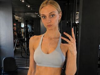 fingering girl webcam  BeckieGuerro