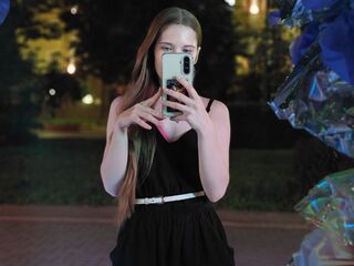 naked cam girl fingering pussy CallieBarca