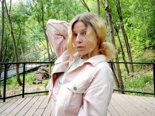 free webcam chatroom CelesteForman