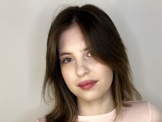 naked cam girl masturbating ChandraTays