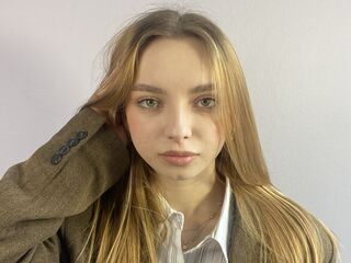 camgirl spreading pussy ChariseKuhnke