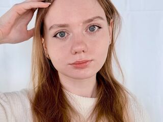 camgirl live porn CreolaMarn