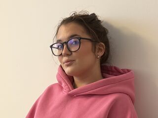 naked girl with webcam masturbating with dildo CristineHoesing