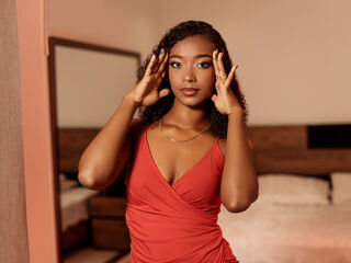girl chat room DahianDavis
