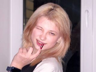 camwhore DaisySponholz
