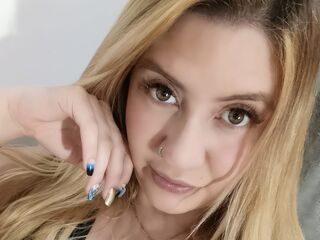camslut topless DanielaSage