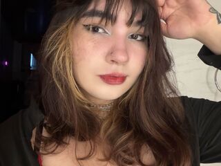 naked girl with cam masturbating ElyBeherit