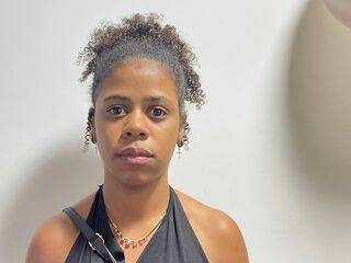 free nude live show EmaVallerin