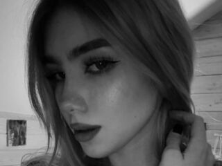 hot sex webcam EmmaBlond