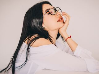 camgirl masturbating with vibrator ErikaMoon