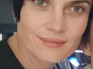 live sex webcam video FarahBurn