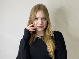 cam girl photo FrancieMcrenolds