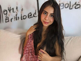 nude camgirl pic HelenDavid