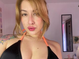 naked cam girl masturbating with vibrator IsabellaPalacio