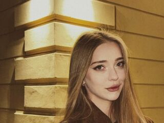 naughty camgirl masturbating IvaBusack