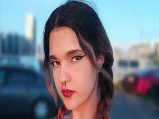 hot girl webcam picture IvelisseConsuelo