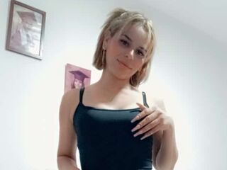 sexy webcam girl JanetLarson