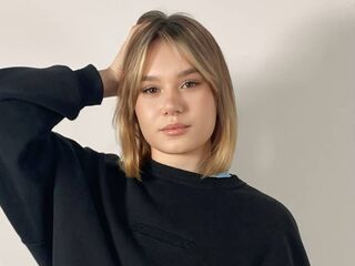 free live webcam chat JoyeLatin