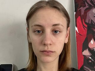 camgirl masturbating with sex toy KarisaKalscheuer