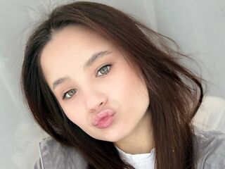cam girl masturbating with dildo KateCally