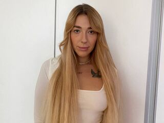 camgirl spreading pussy KeteAksinina