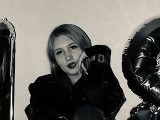 camslut topless LatishaWolfenden