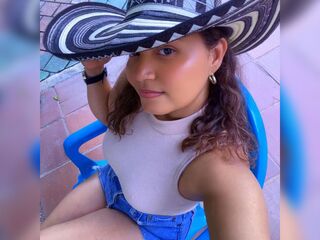 naked cam girl masturbating LauraPhol